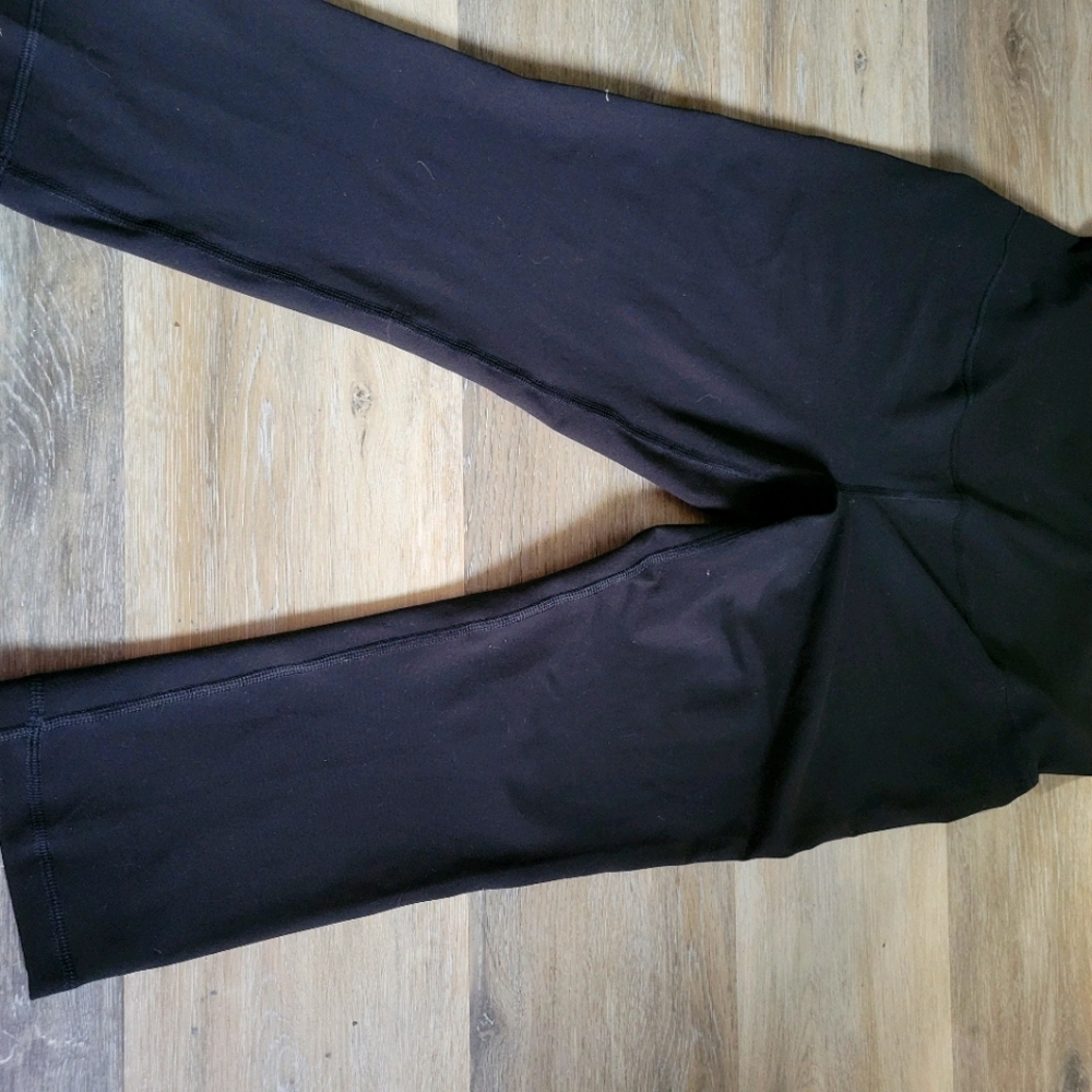 Old navy maternity leggings